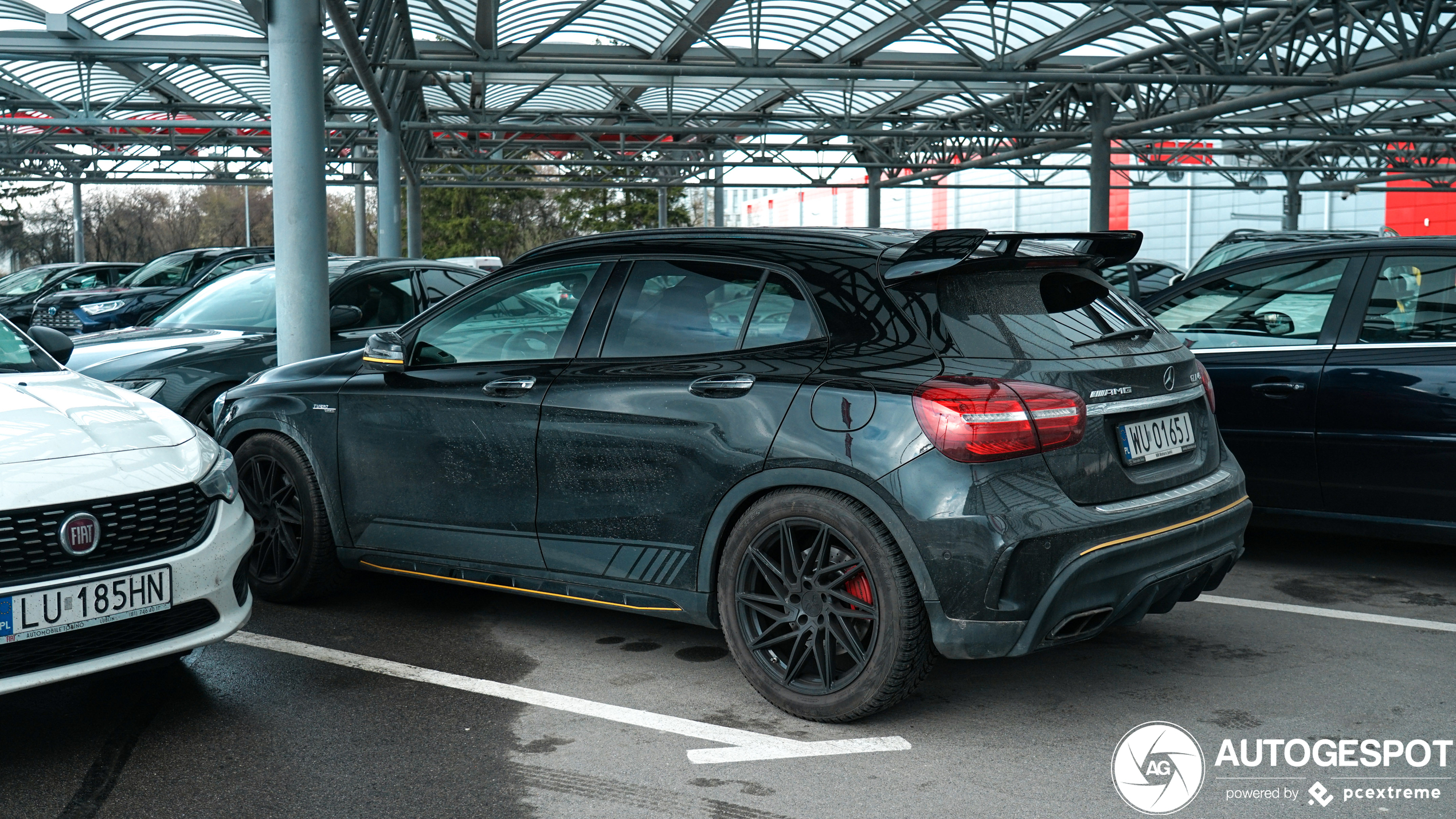 Mercedes-AMG GLA 45 X156 Yellow Night Edition