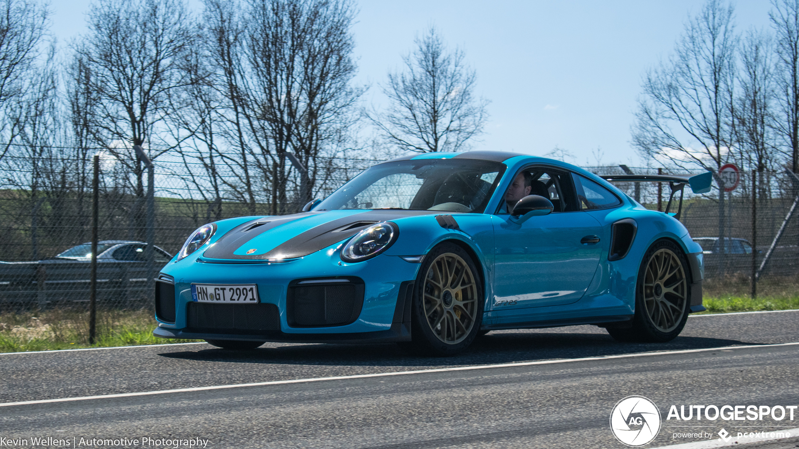 Porsche 991 GT2 RS Weissach Package