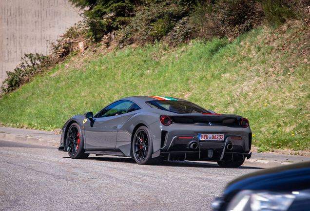 Ferrari 488 Pista