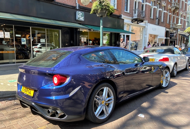 Ferrari FF