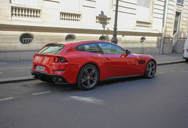 Ferrari GTC4Lusso