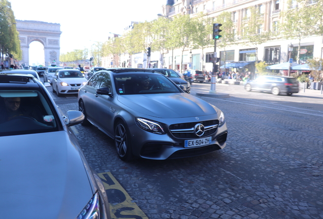 Mercedes-AMG E 63 S W213