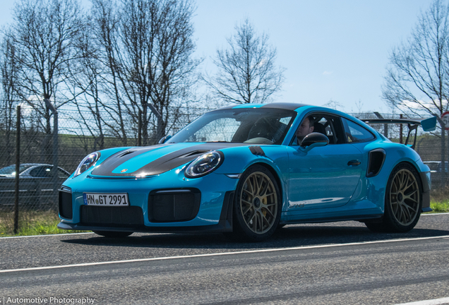 Porsche 991 GT2 RS Weissach Package