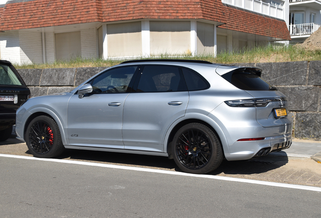 Porsche 9YA Cayenne GTS