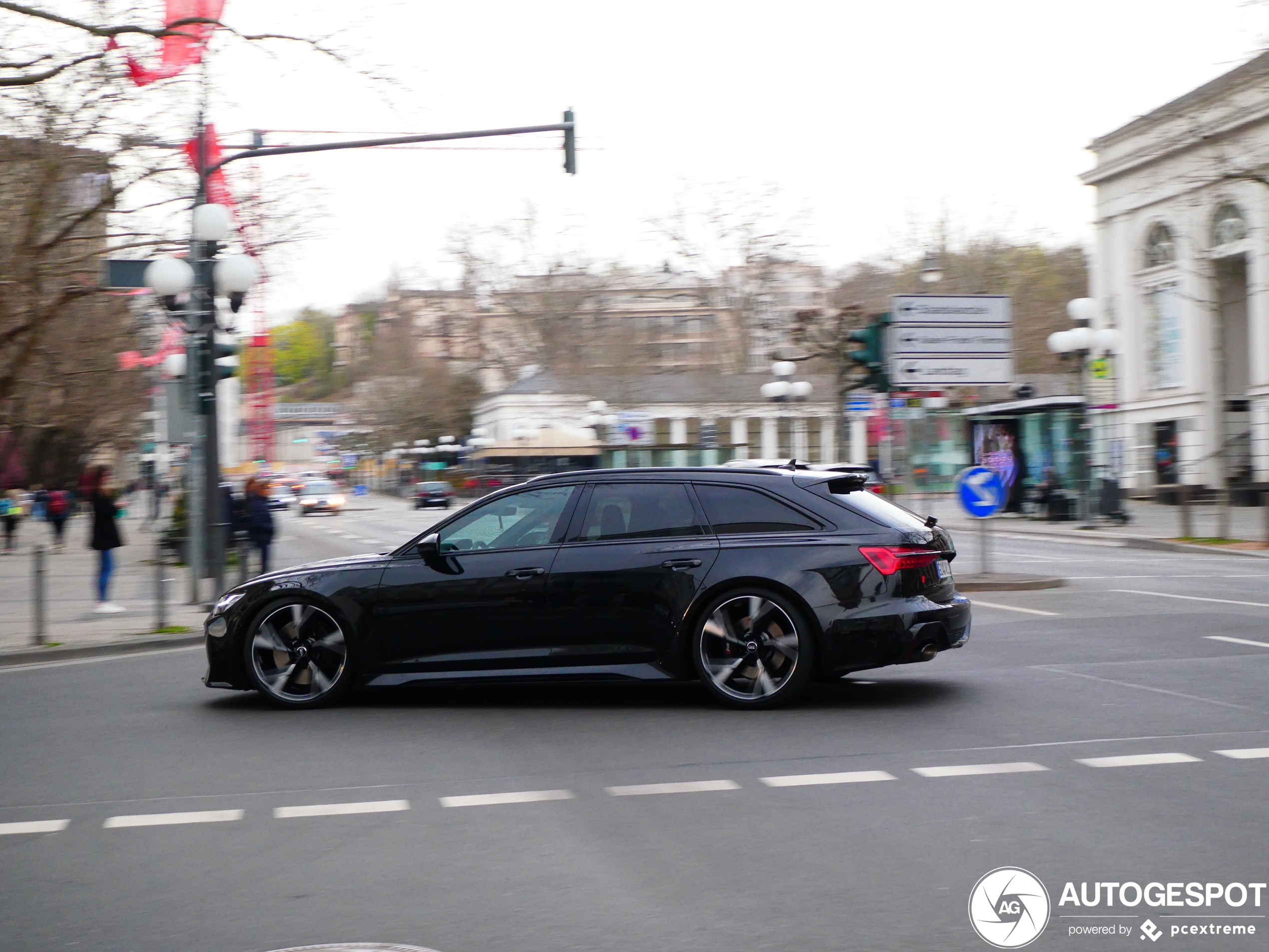 Audi RS6 Avant C8