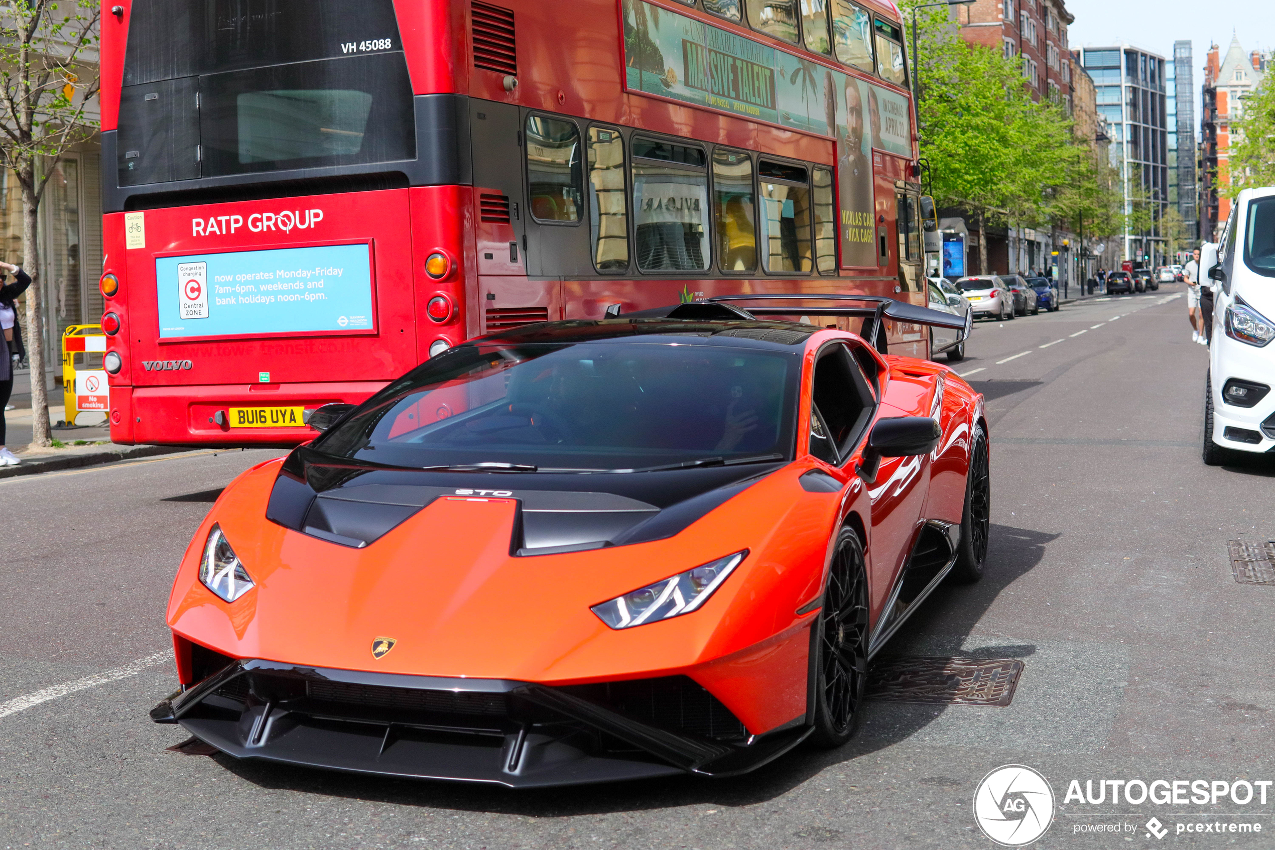 Lamborghini Huracán LP640-2 STO is in trek