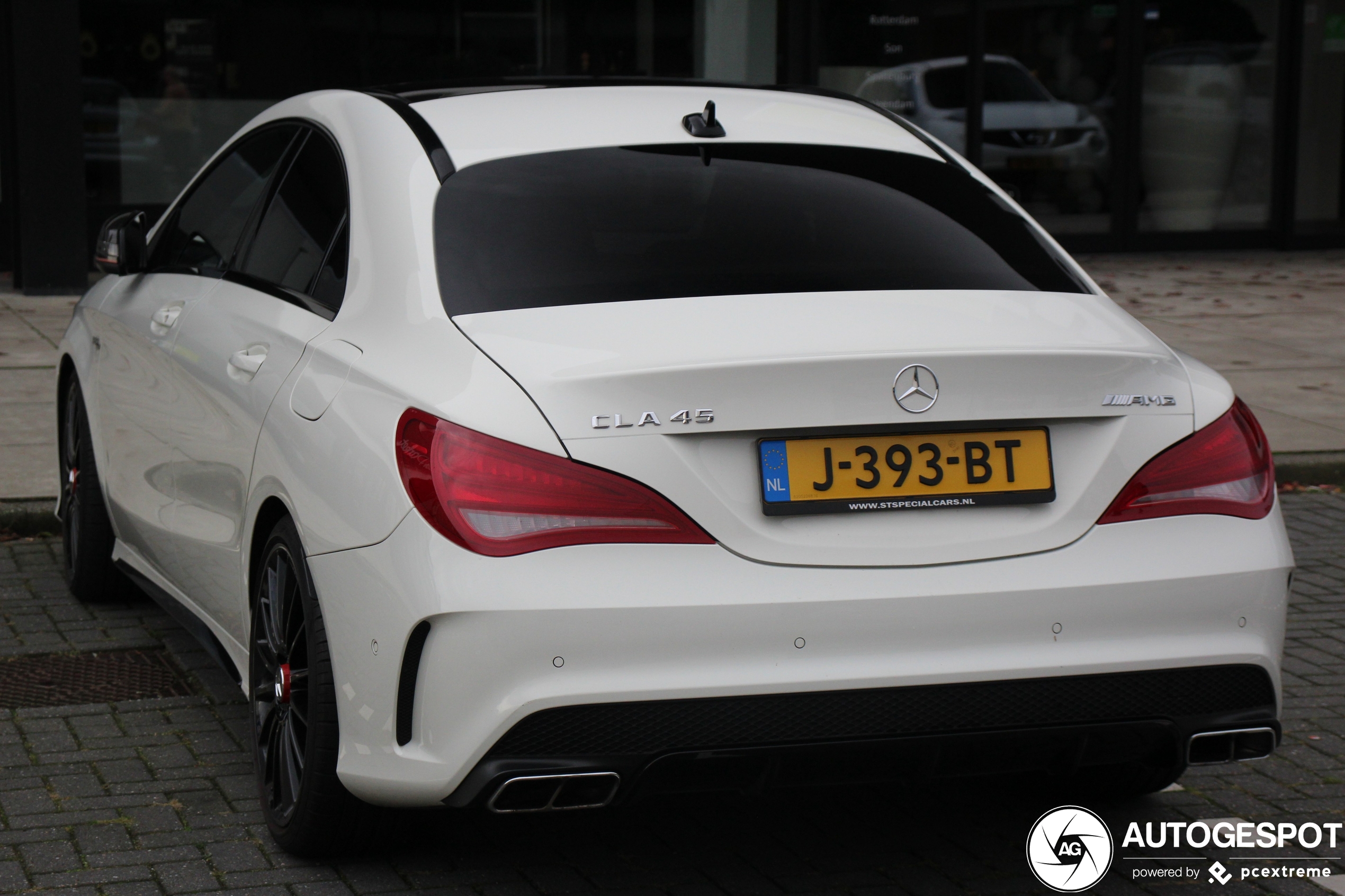 Mercedes-Benz CLA 45 AMG C117