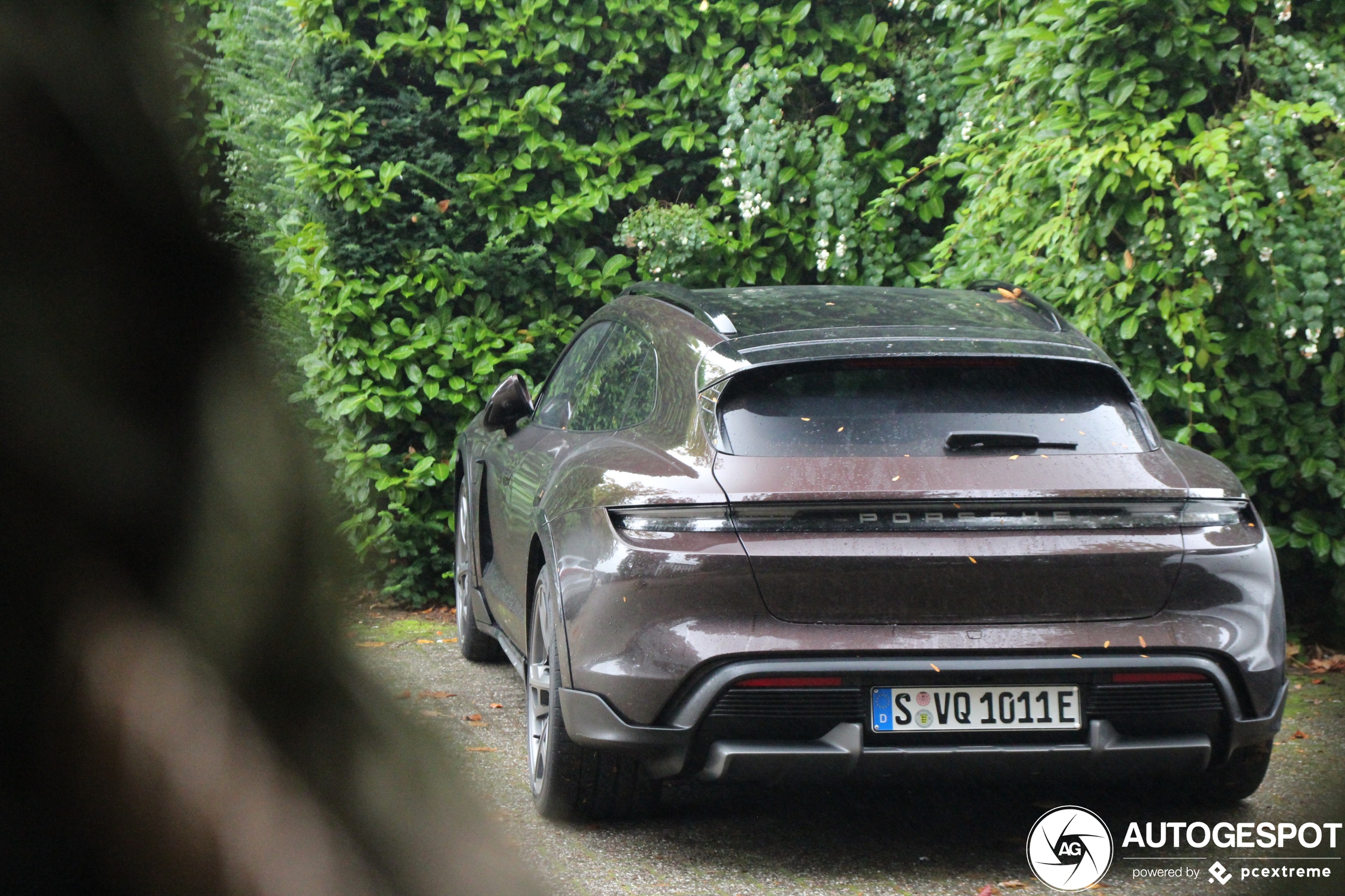 Porsche Taycan Turbo S Cross Turismo