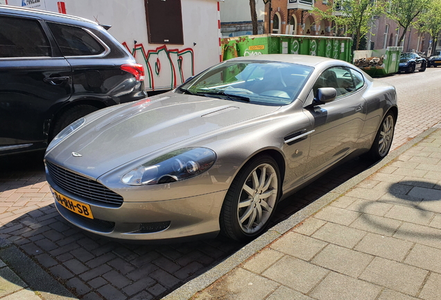 Aston Martin DB9