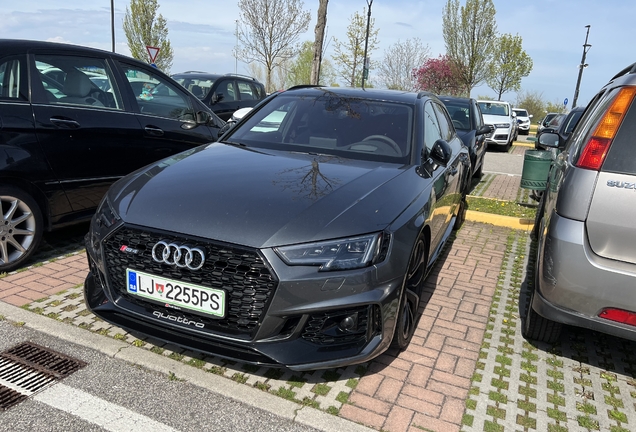 Audi RS4 Avant B9