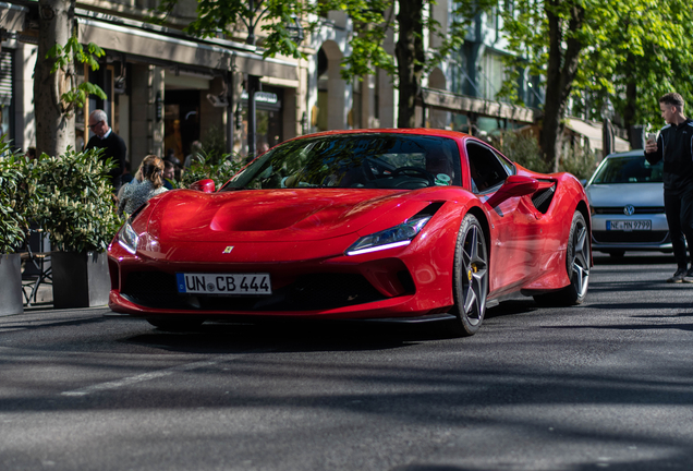 Ferrari F8 Tributo