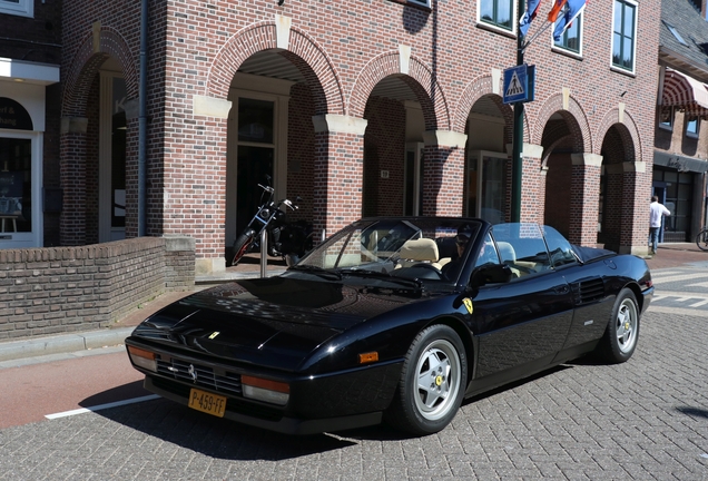 Ferrari Mondial T Cabriolet