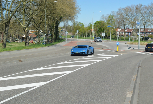 Lamborghini Huracán LP640-4 EVO