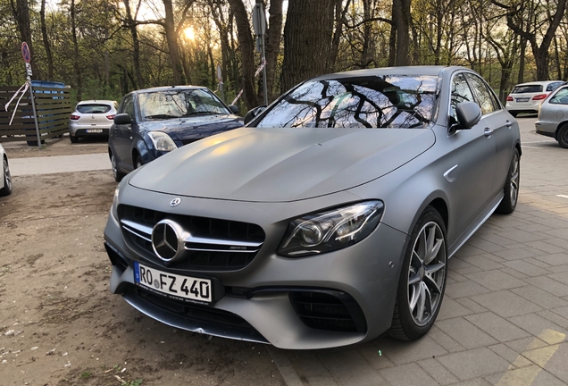 Mercedes-AMG E 63 S W213