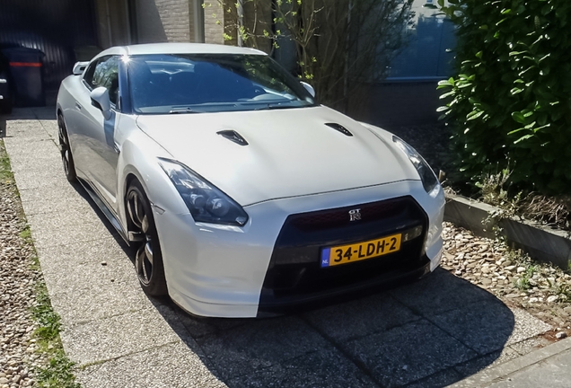 Nissan GT-R Switzer P600