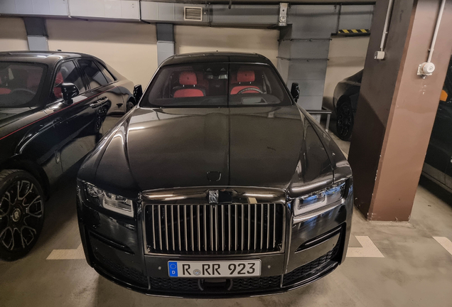 Rolls-Royce Ghost Black Badge 2021