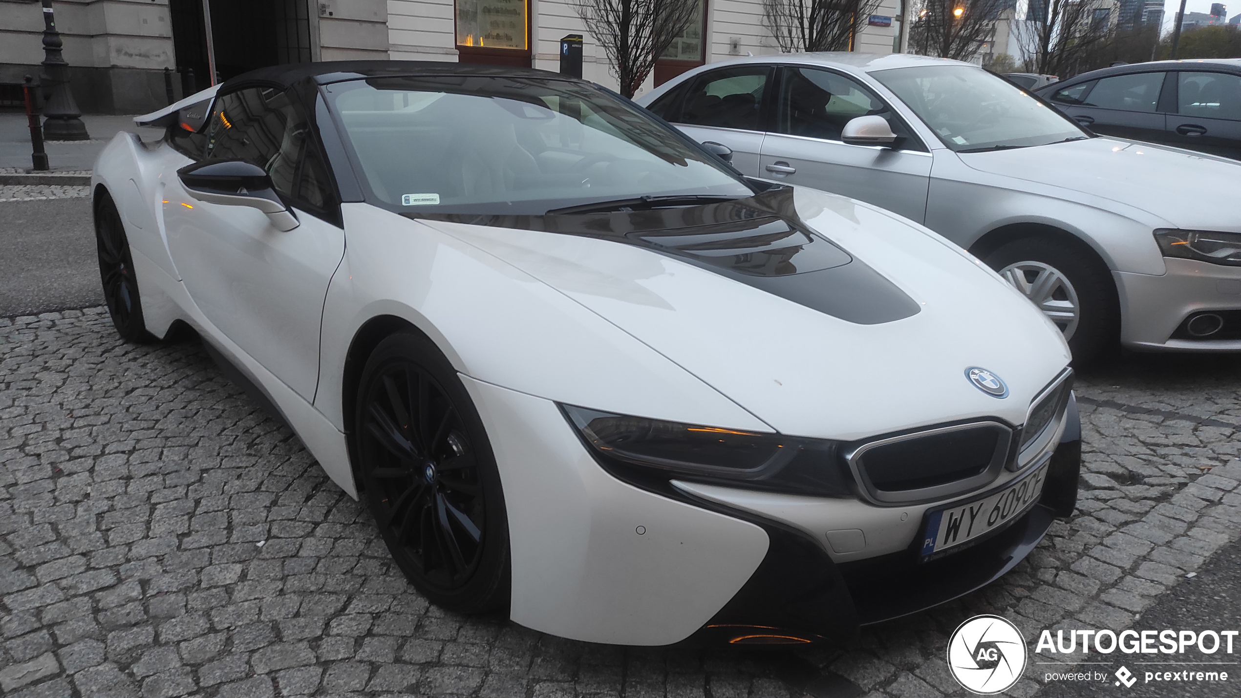 BMW i8 Roadster