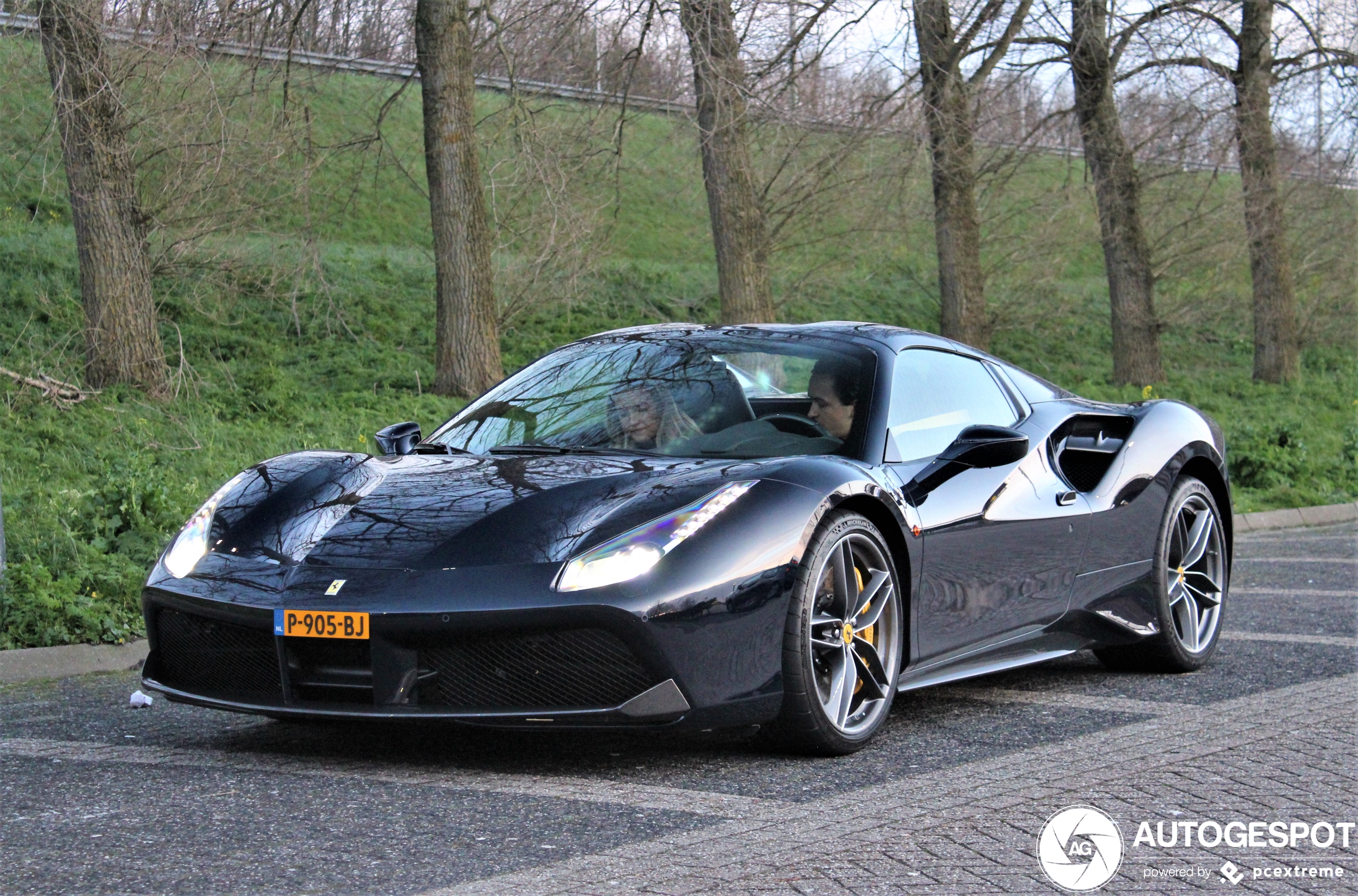 Ferrari 488 Spider