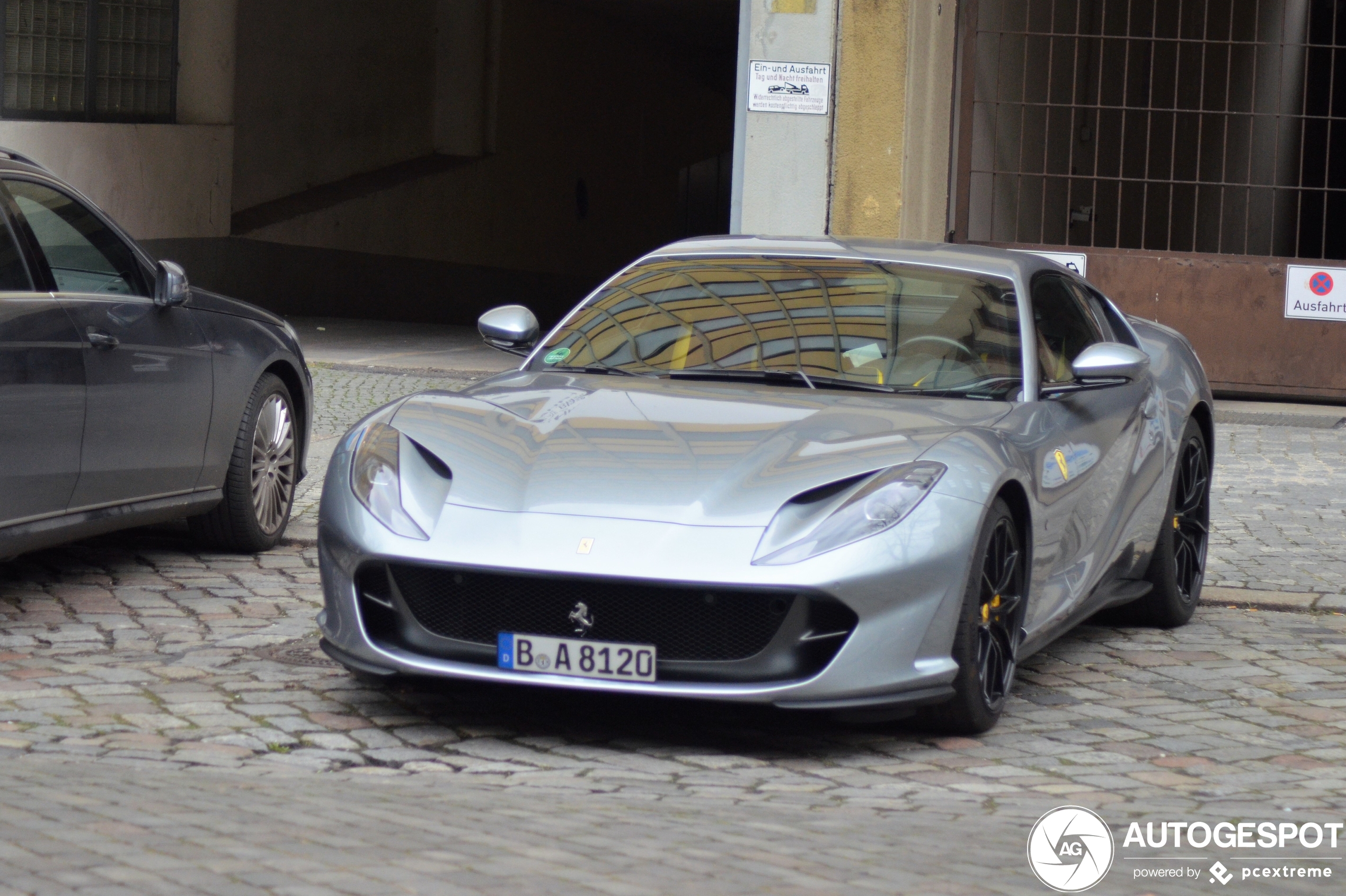 Ferrari 812 Superfast