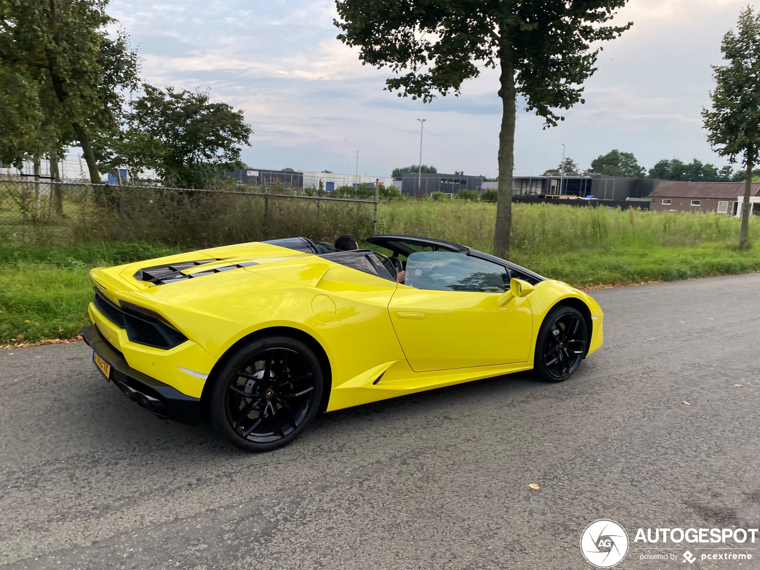 Lamborghini Huracán LP580-2 Spyder