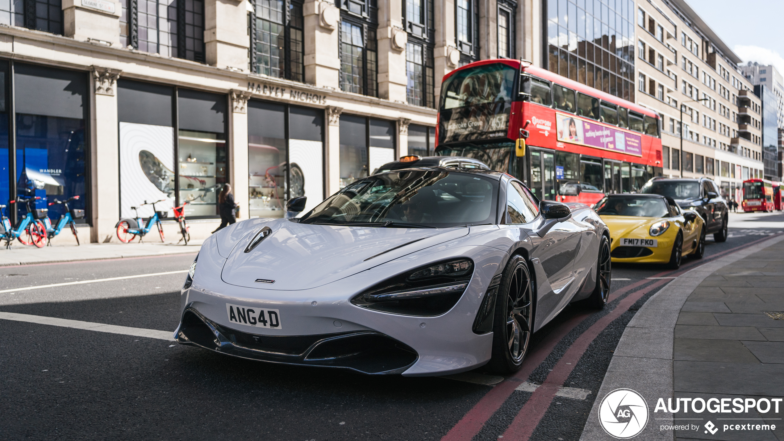 McLaren 720S