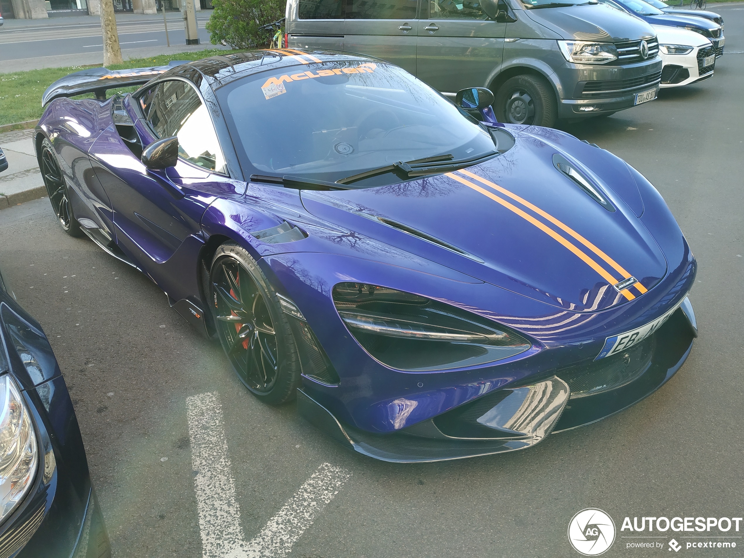 McLaren 765LT