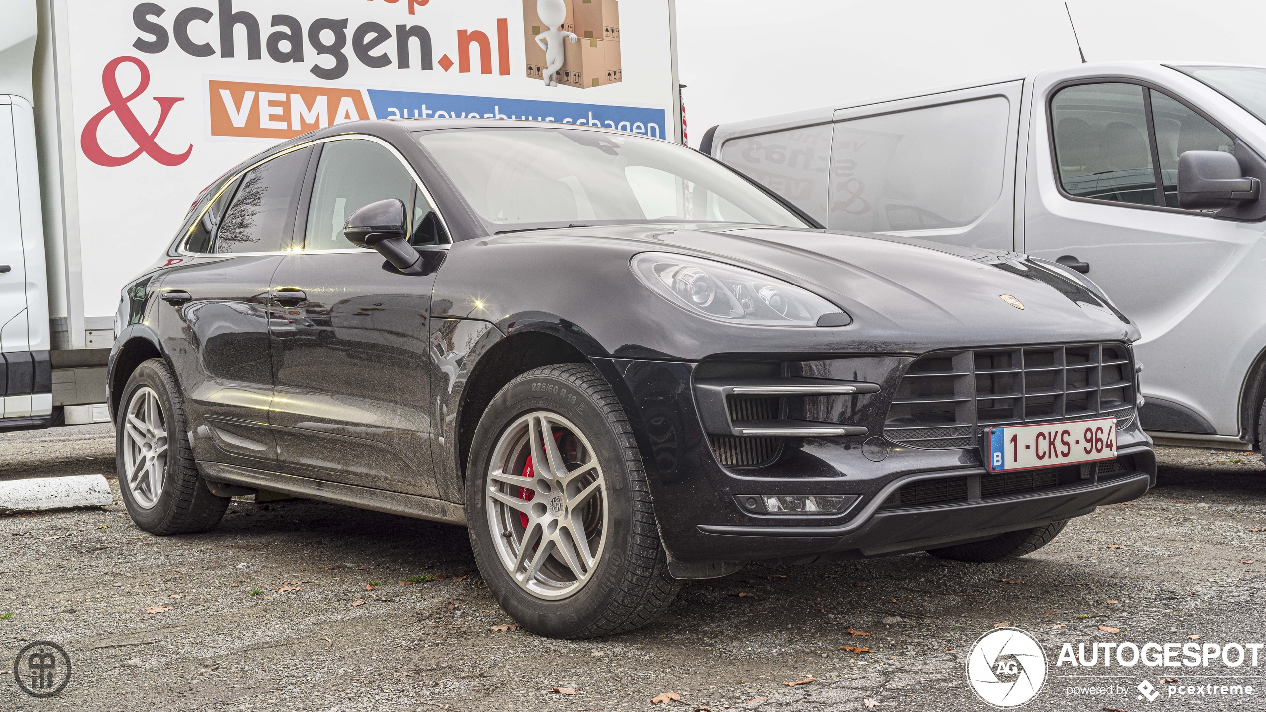 Porsche 95B Macan Turbo