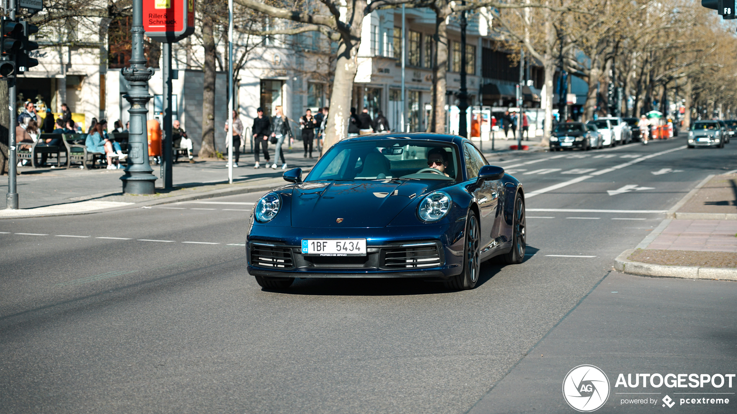 Porsche 992 Carrera S