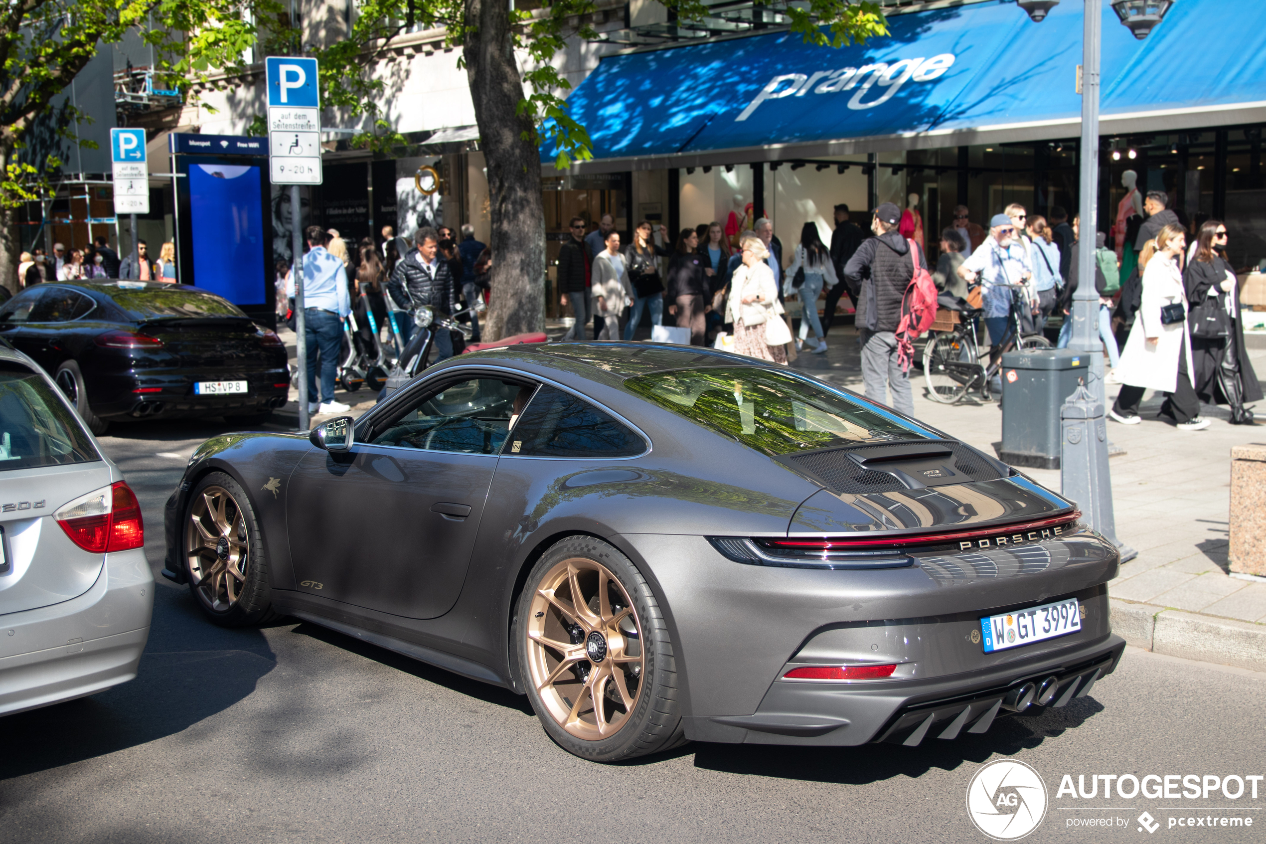 Porsche 992 GT3 Touring