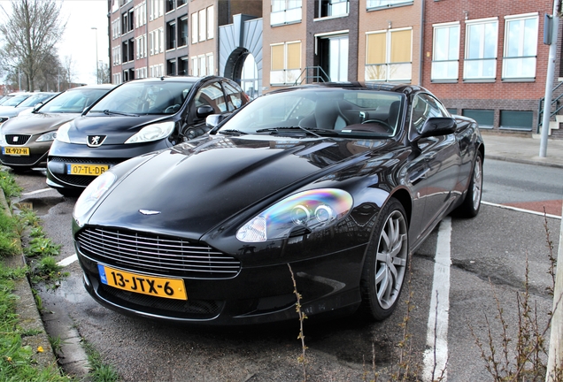 Aston Martin DB9