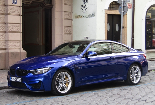 BMW M4 F82 CS