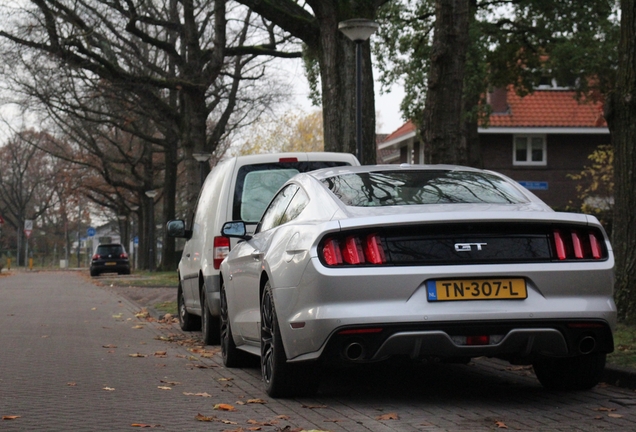 Ford Mustang GT 2015