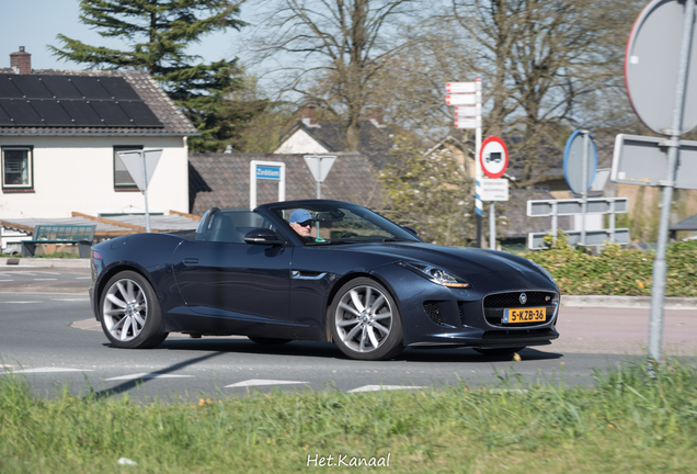 Jaguar F-TYPE S Convertible