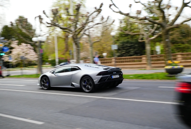 Lamborghini Huracán LP640-4 EVO