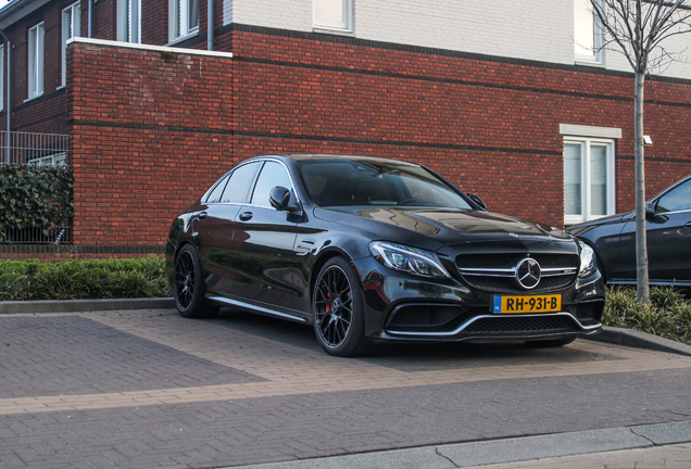 Mercedes-AMG C 63 S W205