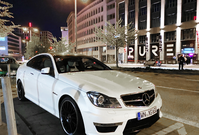 Mercedes-Benz C 63 AMG Coupé