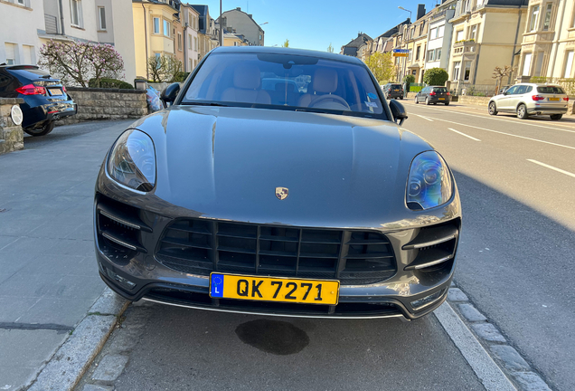 Porsche 95B Macan Turbo