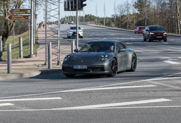 Porsche 992 Carrera 4S