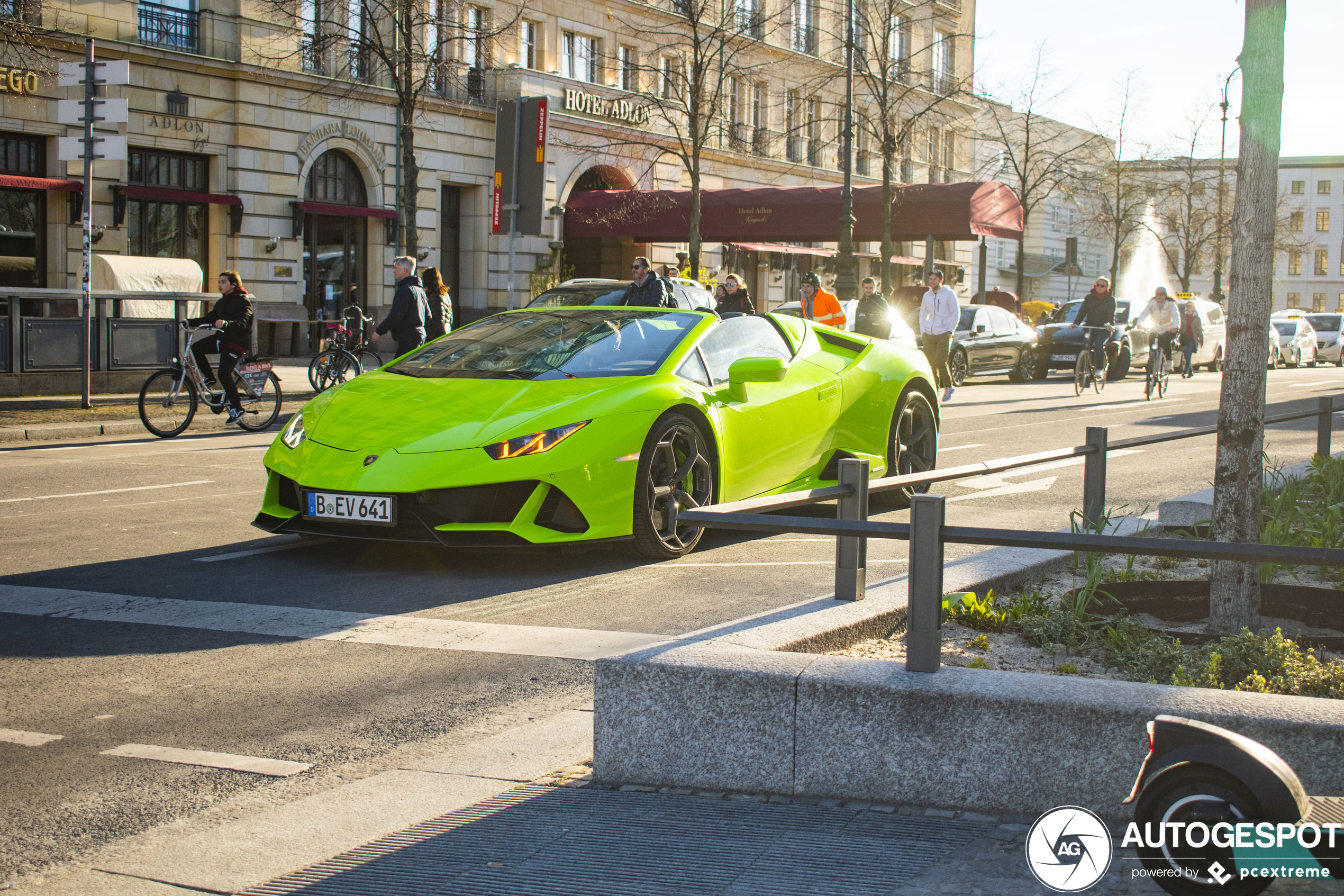 Lamborghini Huracán LP640-4 EVO Spyder