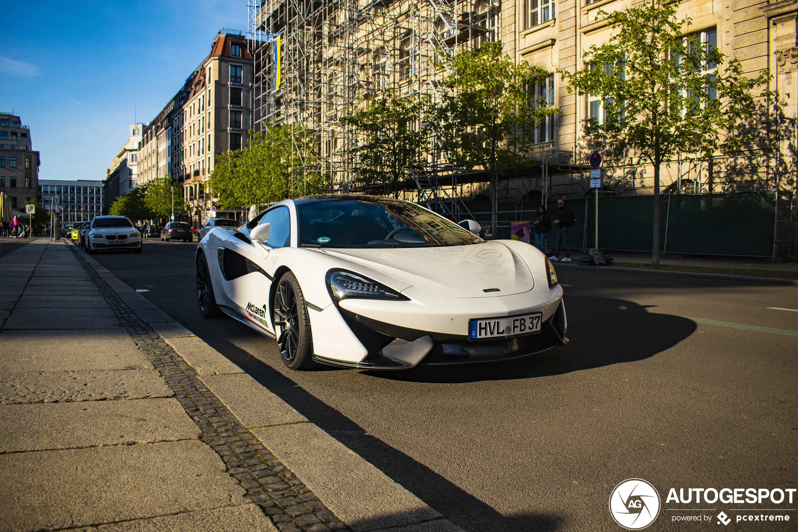 McLaren 570S