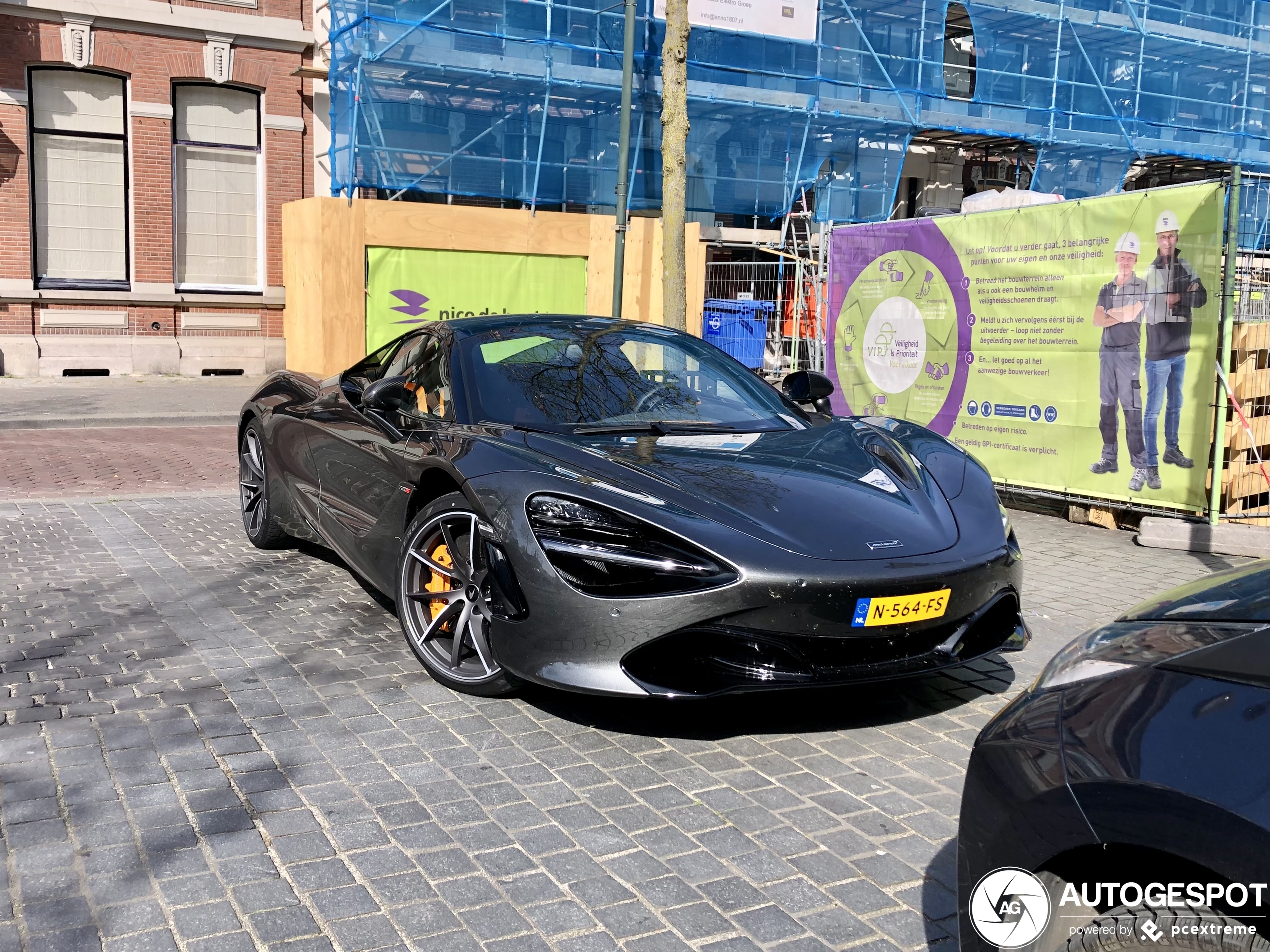 McLaren 720S Spider