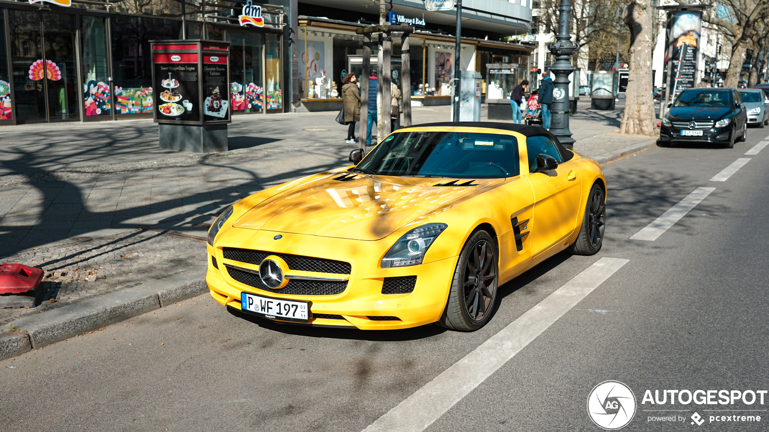 Mercedes-Benz SLS AMG GT Roadster