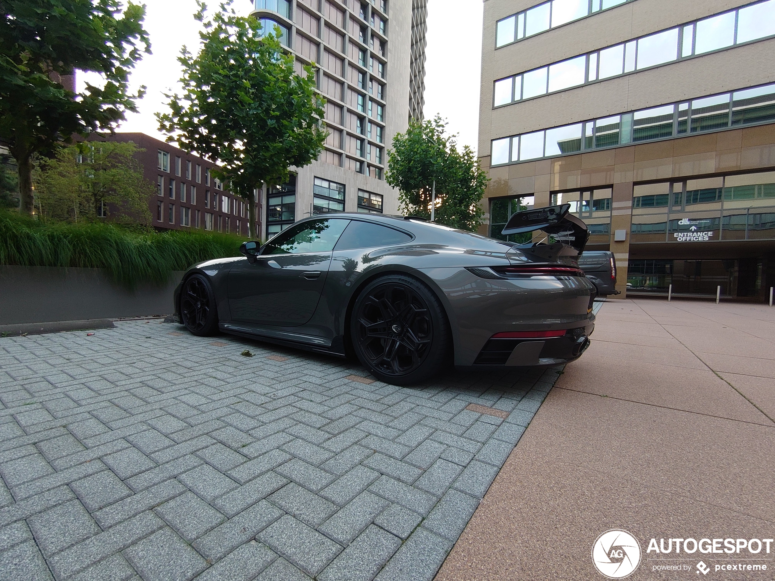 Porsche TechArt 992 Carrera 4S