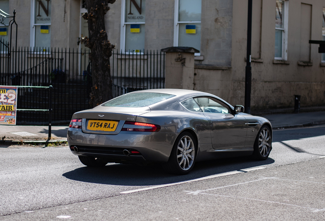 Aston Martin DB9