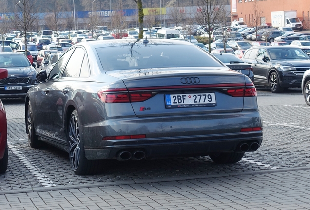 Audi S8 D5