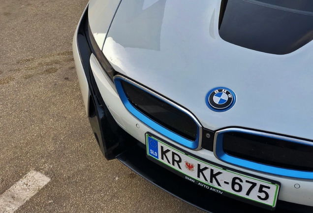 BMW i8