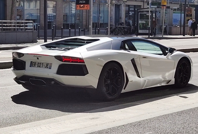 Lamborghini Aventador LP700-4