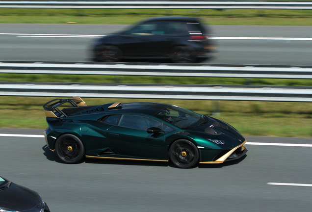 Lamborghini Huracán LP640-2 STO