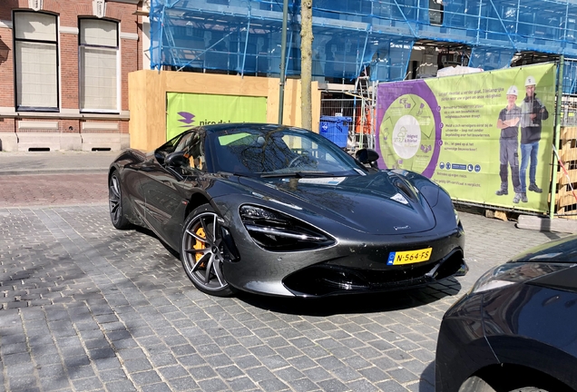 McLaren 720S Spider