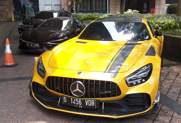 Mercedes-AMG GT R Pro C190